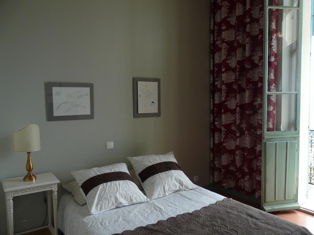 Les Palmiers Bed & Breakfast Grasse Rom bilde