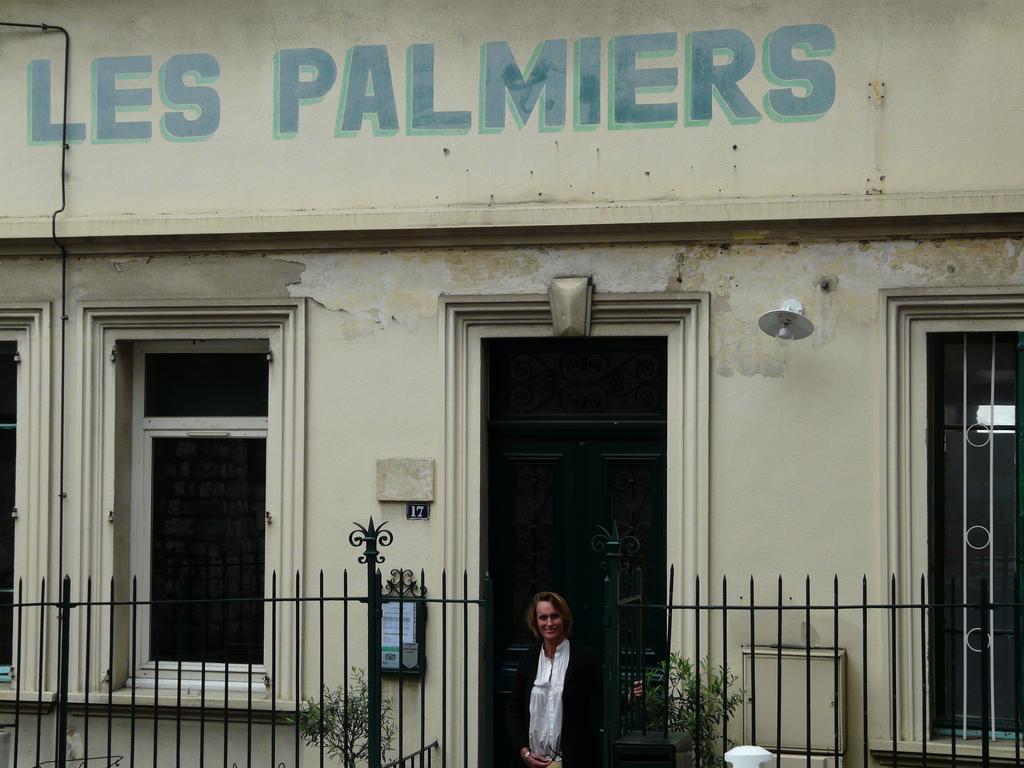 Les Palmiers Bed & Breakfast Grasse Eksteriør bilde