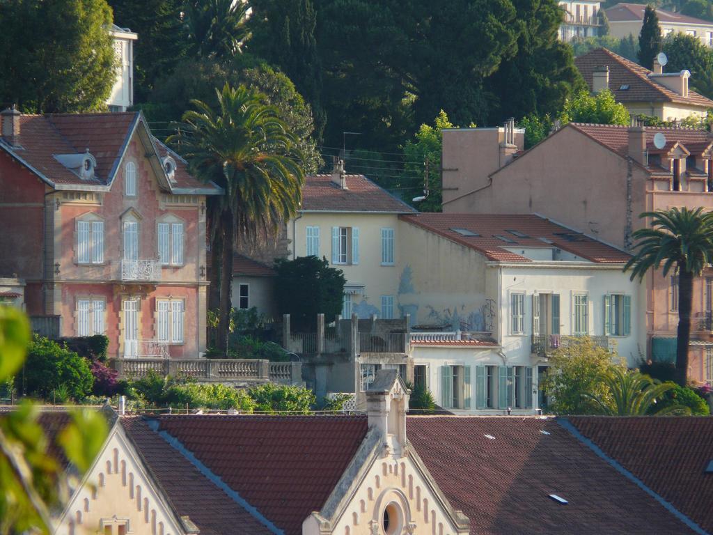 Les Palmiers Bed & Breakfast Grasse Eksteriør bilde
